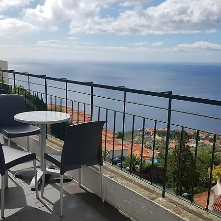 Hostel Madeira Happy