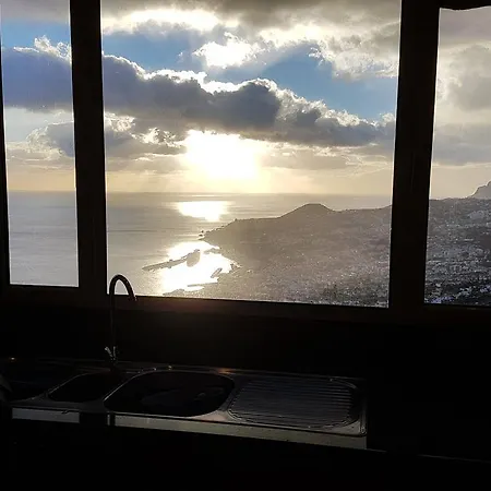 Madeira Happy Hostel Nossa Senhora do Monte