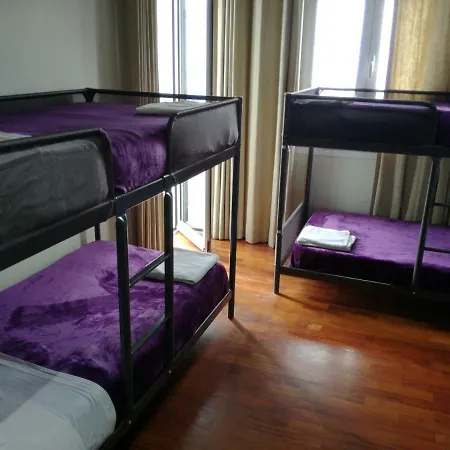 Hostel Madeira Happy